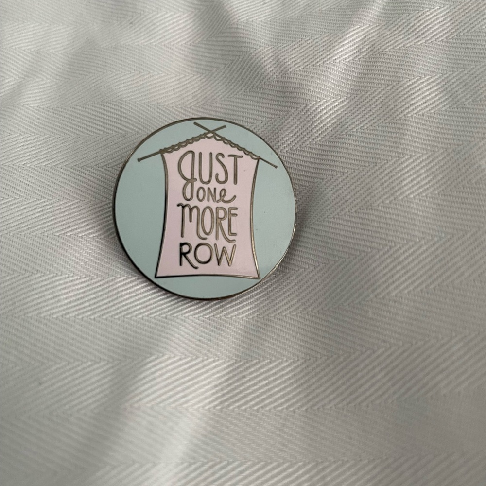 Pin for Crotchet Lovers, Free w Bundle ❤️